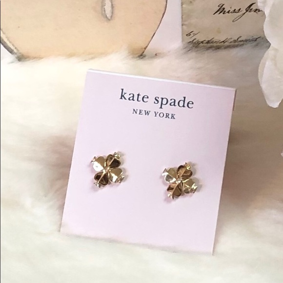 NWT KATE SPADE ♠️ FLOWER LEGACY LOGO FLOWER STUDS - Picture 5 of 8